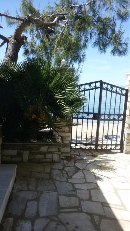 Villa Stelios Seaside House Lefokastro Esterno foto