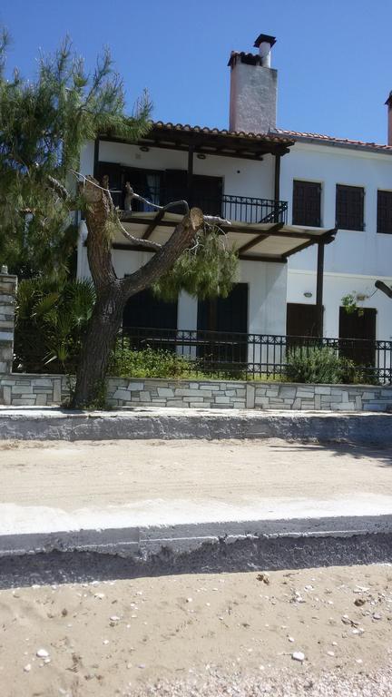 Villa Stelios Seaside House Lefokastro Esterno foto