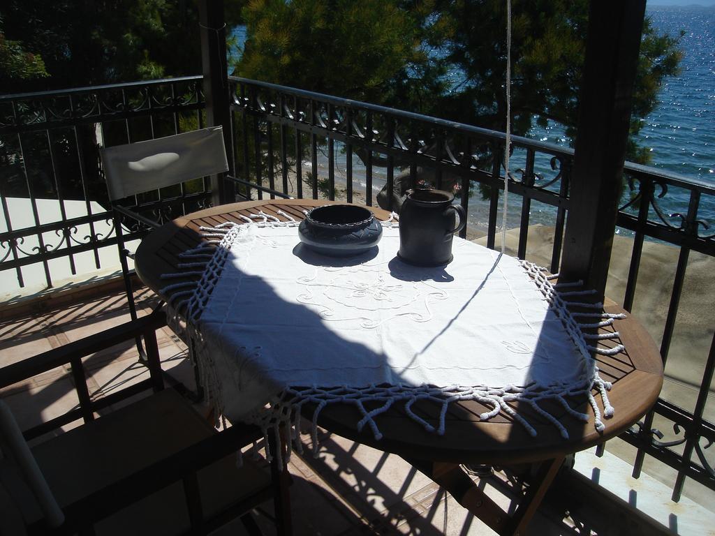 Villa Stelios Seaside House Lefokastro Esterno foto